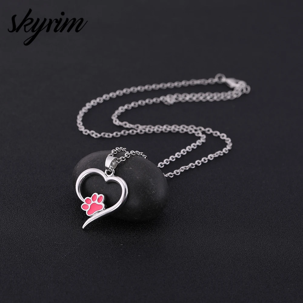 

SKYRIM Heart Metal Pendant Necklace Fashion Link Chain Statement Choker Necklaces Jewelry Gift for Women