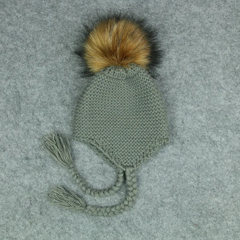 Для маленьких девочек и мальчиков зимние теплые вязаные шапка новорожденных малышей Skullies Лыжная шапочка Pom Ленточки Для детей Головные уборы шляпа шапки
