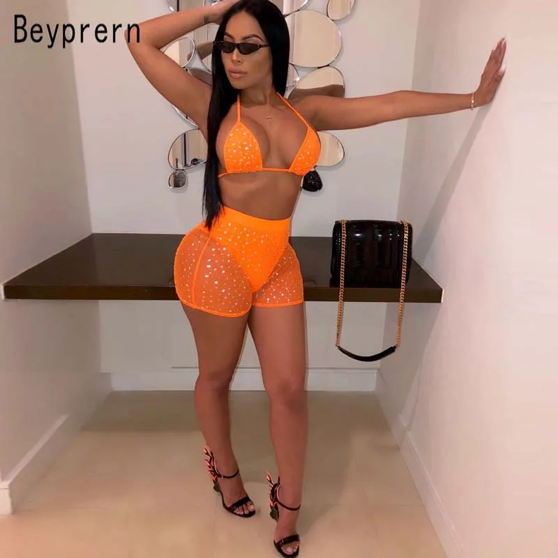 

Beyprern Shiny Crystal Embellished Shorts Set Two Piece Summer Sexy Backless Sequins Mesh Matching Sets Beach Wears Wholesale