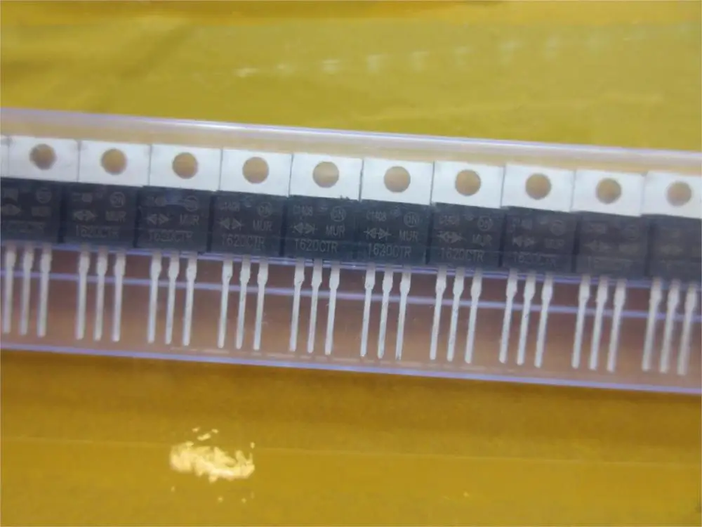 MUR1620CTRG U1620RG fast recovery diode common anode 16A 200V new