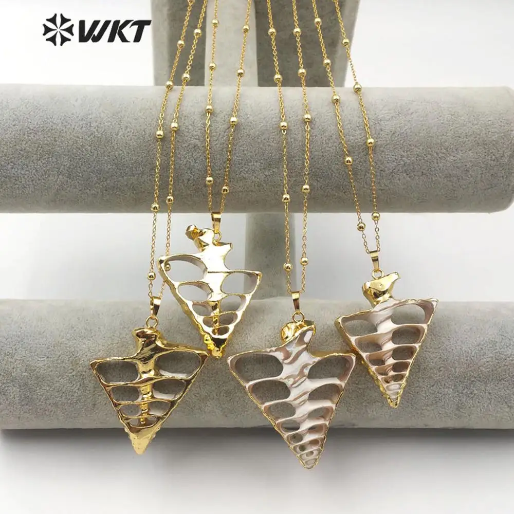 WT-JN093 A Fette Tromba Borsette Del Pendente di Figura del Triangolo di Mare Borsette Con Placcato Oro Branello Della Sfera Della Catena Della Collana Dei Monili