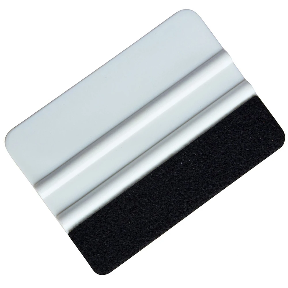 Рисунок 5 - виниловая пленка из углеродного волокна для автомобиля