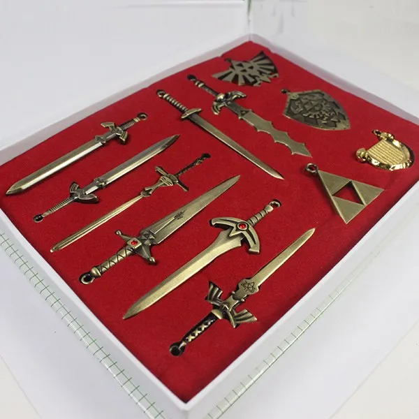 

HALDER The Legend of Zelda game Cosplay Alloy Kunai Pendant Collection set Keychain Necklace 6pcs 12pcs setAccessories