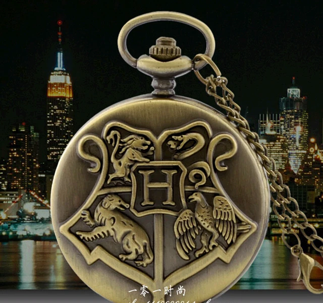 10 Pezzi/Lotto Del Bronzo Dell'annata Scuola Di Hogwarts Distintivo Harry Potter 10 Pezzi/Lotto Del Bronzo Dell'annata Scuola Di Hogwarts Distintivo Harry Potter