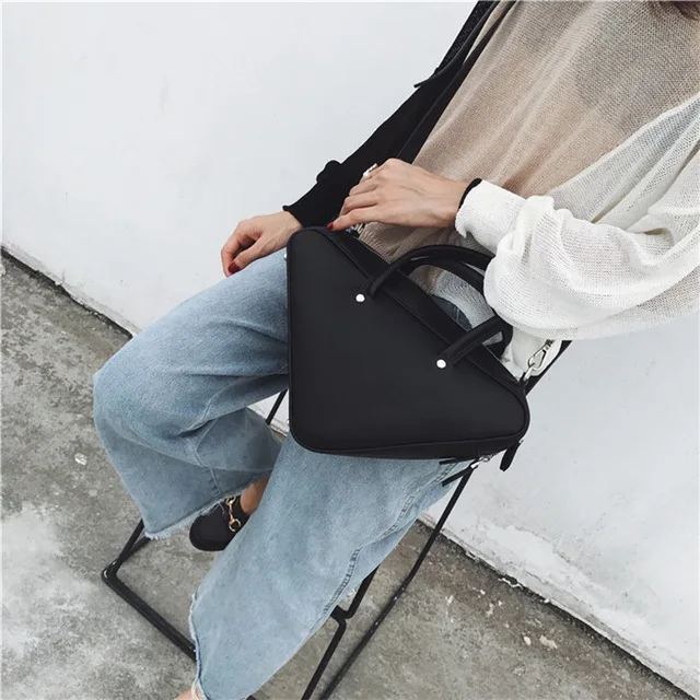

Geometric triangle bag shoulder diagonal handbag