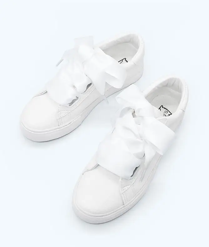 Маленькие белые туфли с лентами для женщин, модель года, женские туфли с кроличьим мехом в стиле Лолиты, милые японские студенческие Мягкие Туфли-кеды для девочек, tbx110