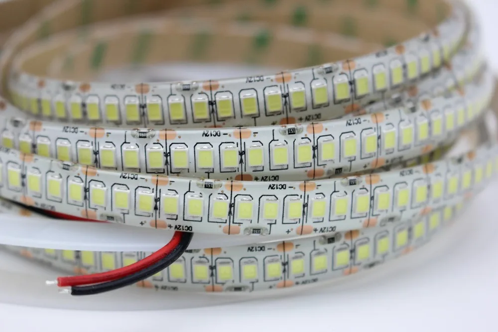 Водонепроницаемая светодиодная лента IP65 5 м/лот 240 светодиодов/м 2835 SMD 1200 12 в пост.