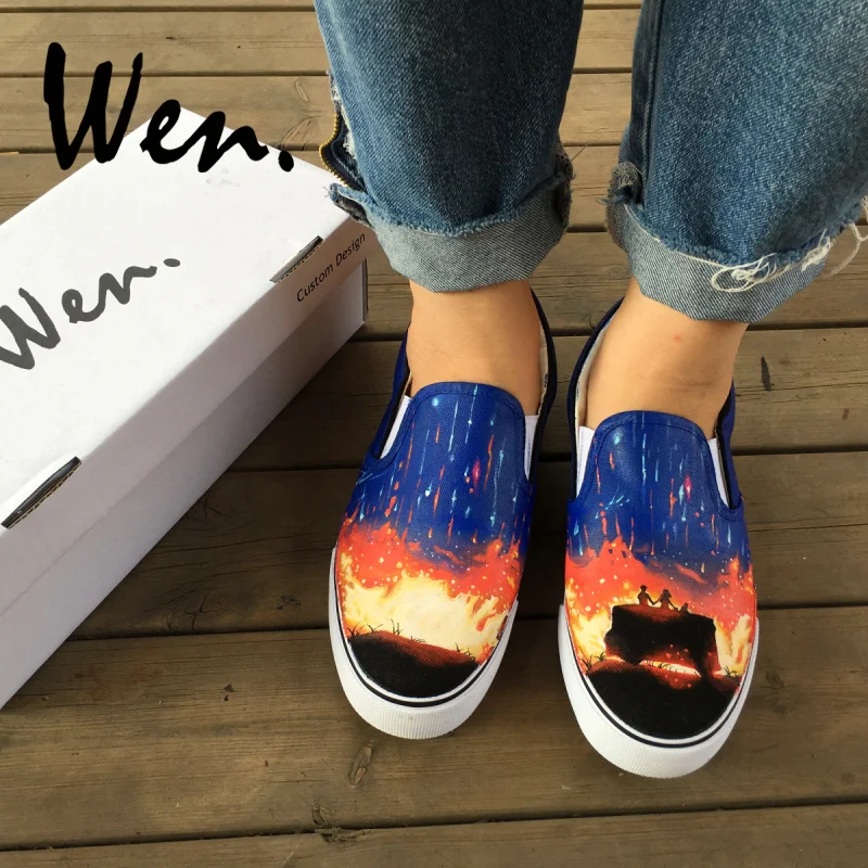 Wen Hand Painted Shoes Design Travelling Couple Watching