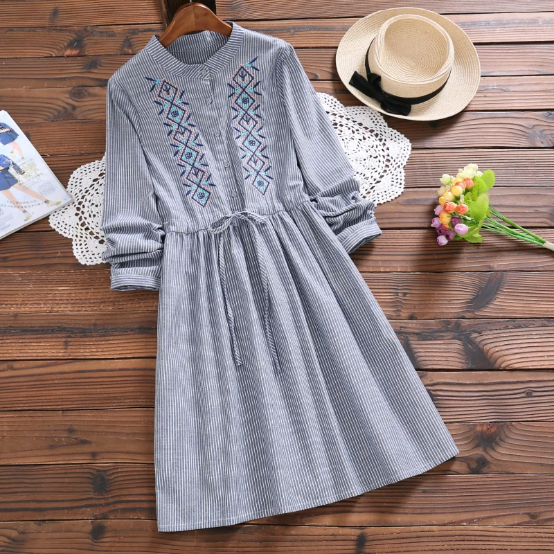 

8335# 2017 Autumn New Women Fashion Folk Style Long-sleeved O-neck Cotton Linen Striped Embroidered Dress Casual Dress Vestidos