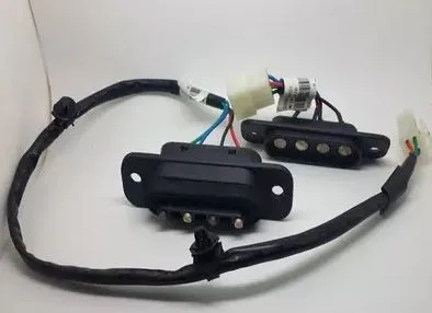 

ONE SET 2 PCS SWITCH ASSY-CONTACT,4P SIDE DOOR FOR HYUNDAI H1 2001-2005