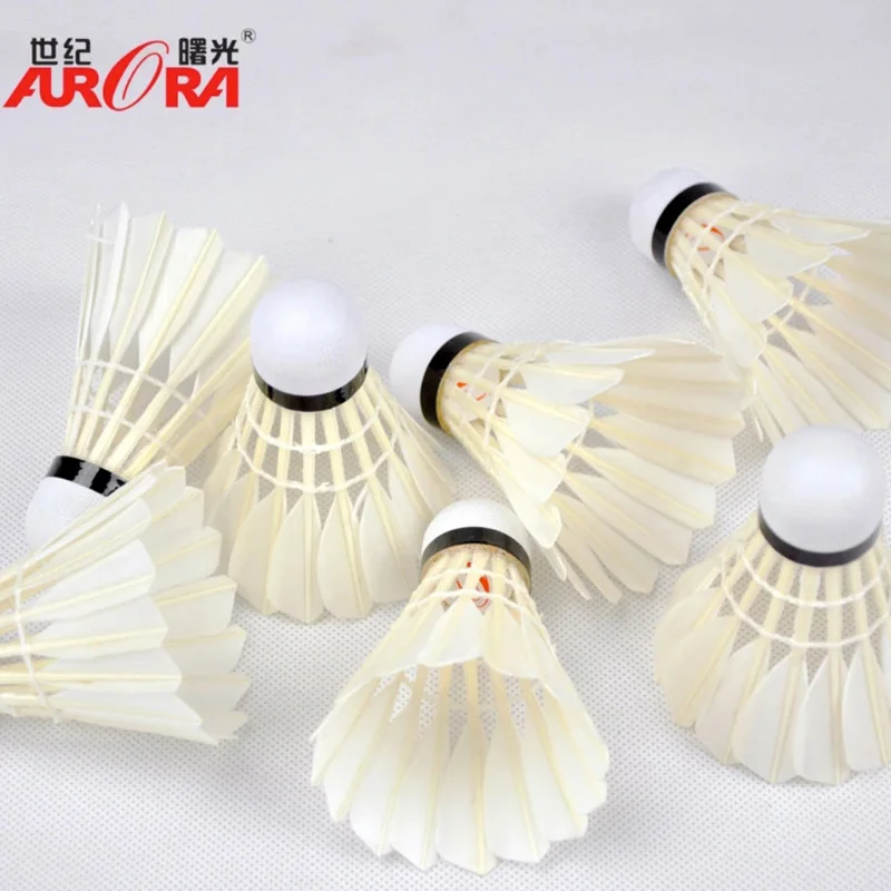 Nueva 12 unids/lote profesional Bádminton bolas portátil ganso blanco Plumas entrenamiento Bádminton bola shuttlecocks deportes Accesorios Nueva 12 unids/lote profesional Bádminton bolas portátil ganso blanco Plumas entrenamiento Bádminton bola shuttlecocks deportes Accesorios