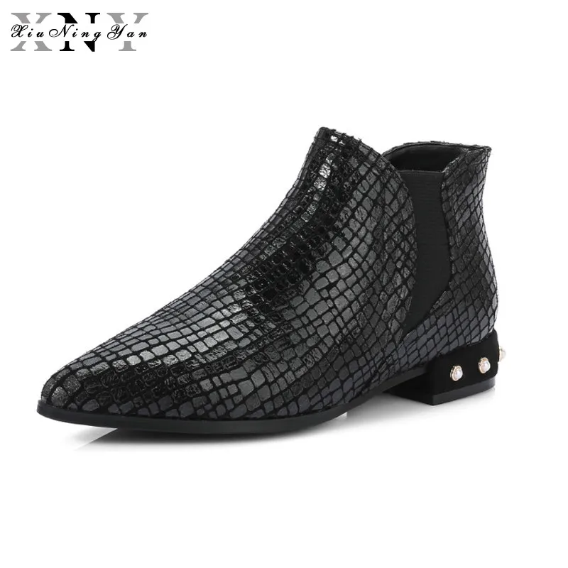 

XiuNingYan Women Pointed Toe Chelsea Ankle Boots Genuine Leather Ladies Fall Winter Warm Boots Low Heel Comfortable Shoes Woman