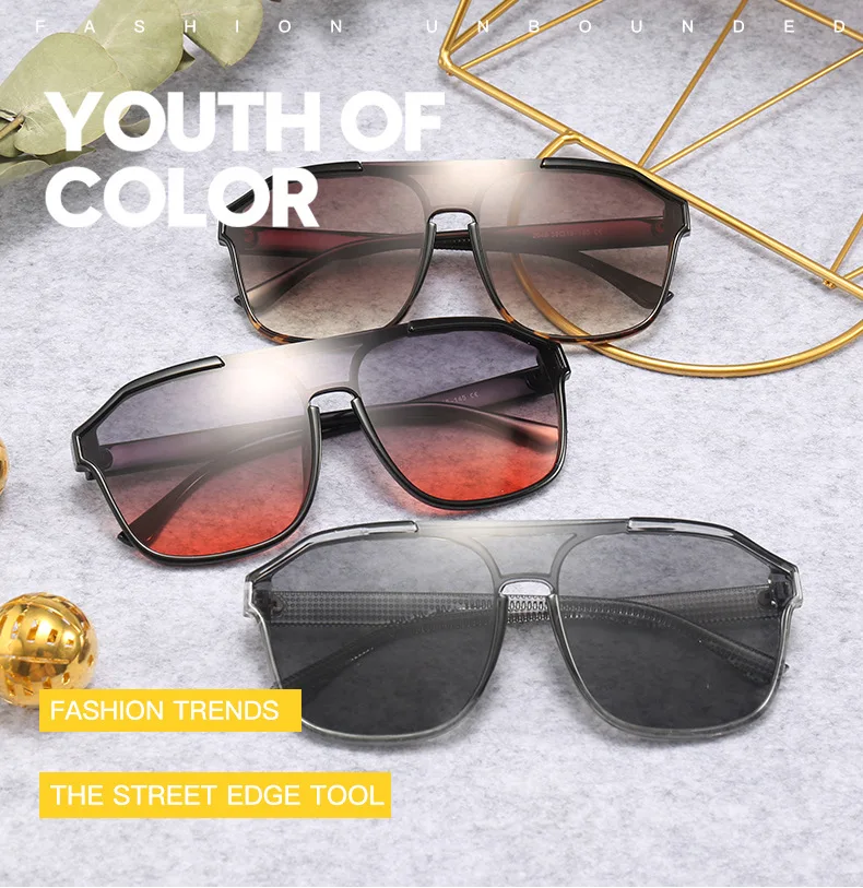 10400993039_810483317