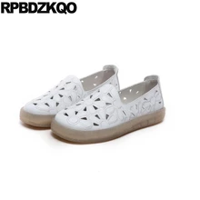 Цветок цветочный белый Дамы красивые плоские туфли складываемый воздухопроницаемый выдолбить ручной работы сандалии большой размер Толстая подошва женщин Японский Мода отправка капель европейская весенняя осень