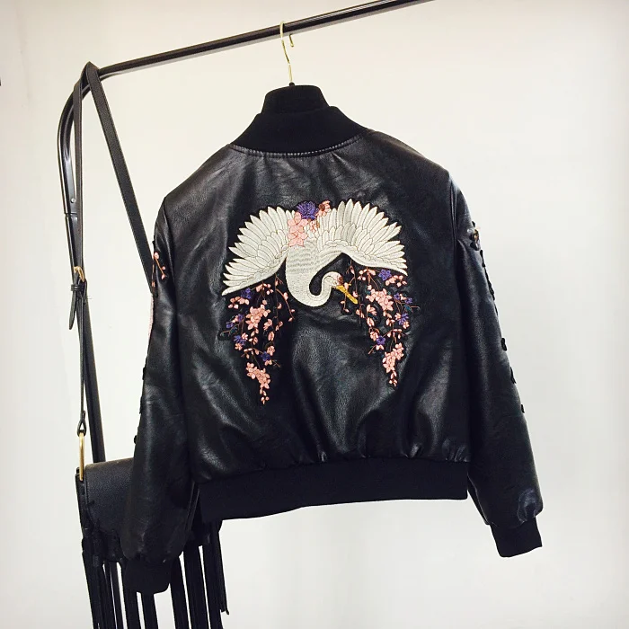 

Locomotive Leather Jackets Women Spring Autumn Loose Short Pu Leather Jacket Coats Heavy Embroidery Baseball Overcoat Students