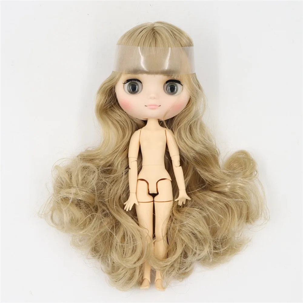 Middie Blythe Doll with Blonde Hair, Tilting-Head & Custom Jointed Body 1