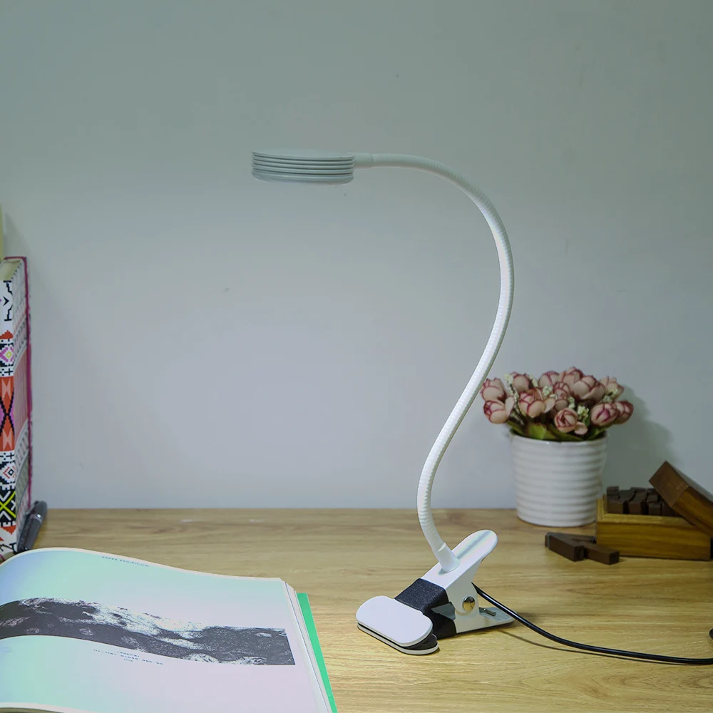 

LED Reading Lamp 360 degrees Flexible Book Sheet Music Stand Reading Light Student Dormitory Lights With Clip