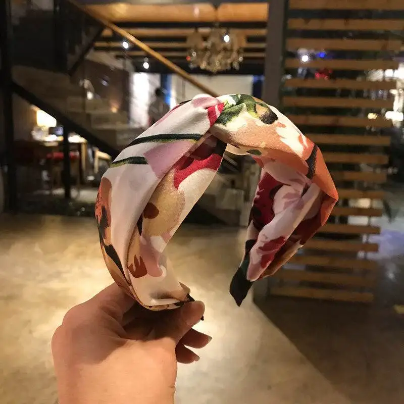 9445013686_1956788053