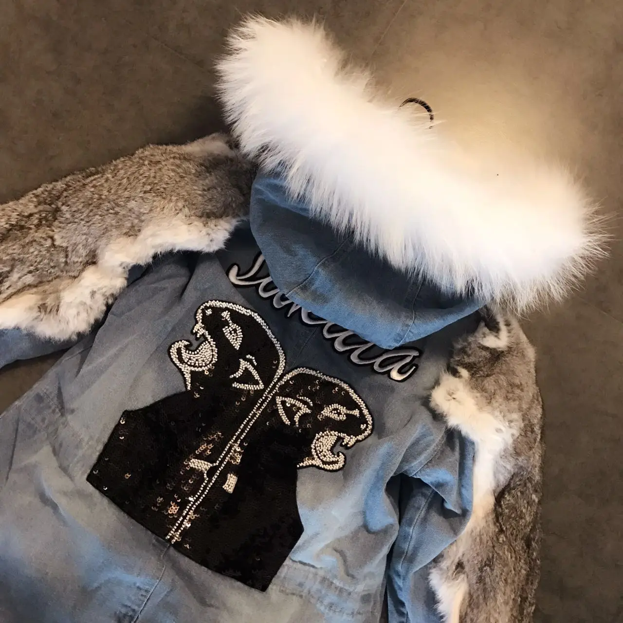Настоящее Новое поступление пэтчворк на молнии плотное зимнее женское пальто большой меховой воротник с капюшоном сплайсинга кролик сзади мультфильм длинный хлопок