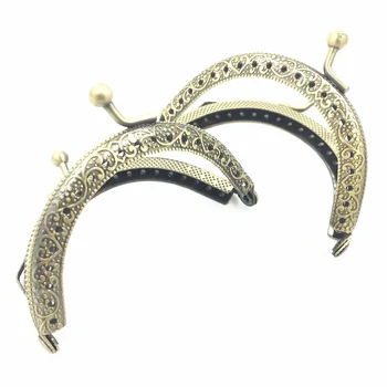

1Pc Bronze Tone Kiss Clasps Clutch Buckles Purse Handbag Bag Handle DIY Accessories Flower Carved Arch Metal Frame 7.5cm