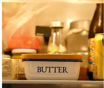 

Food storage box kitchen butter dish rectangular wooden cover butter box refrigerator with butter plateau
