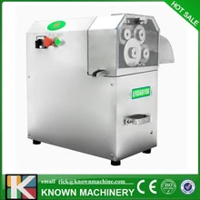 Горячая Распродажа 3 ролики/4 rollders дополнительно нержавеющей стали Электрический сахарного тростника соковыжималка машина сахарного тростника соковыжималка с высокой эффективностью