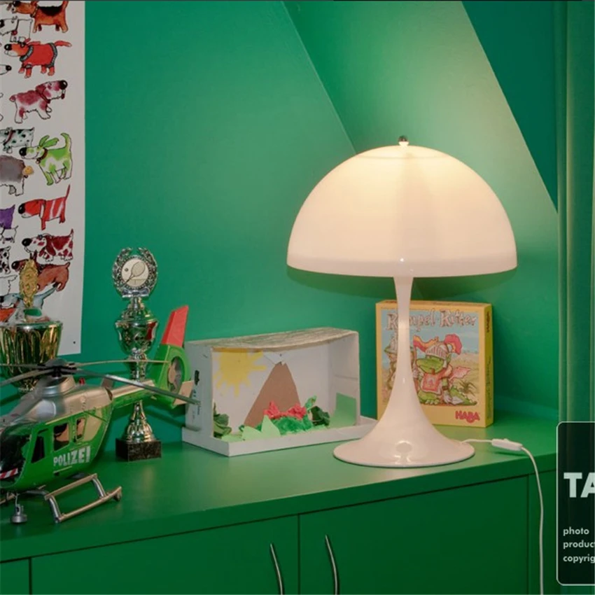

Modern Light LED Desk Lamps White Office Table Lamps Living Room Bedroom Bedside Table Lamp Reading Room Stand Light Luminaire