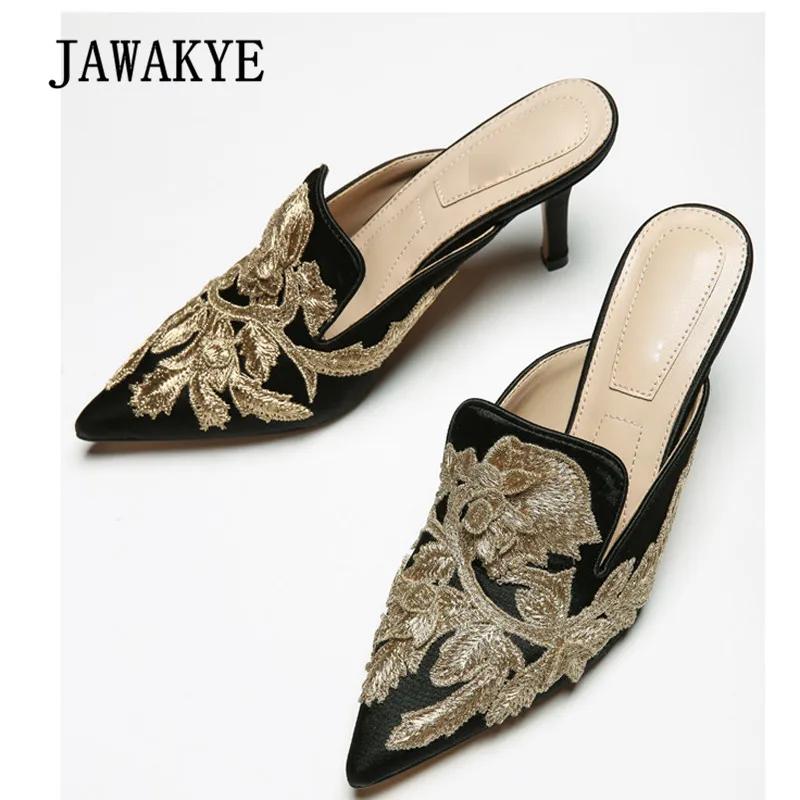 

2018 Retro Embroider Satin Slipper Women Pointed Toe Slip On Silk Lazy Muller Shoes Woman Gladiator Sandals