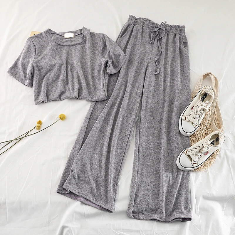

2019 new fashion women's two piece set Knitted retro loose T-shirt Tops+ high waist wide leg casual pants G982