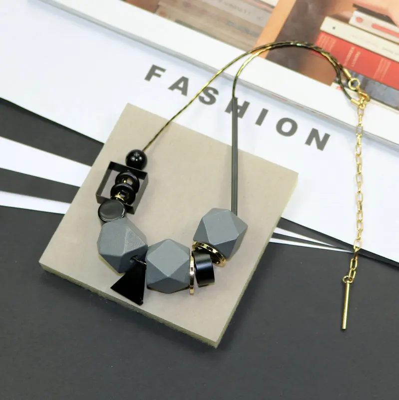 6855084800_1702559720