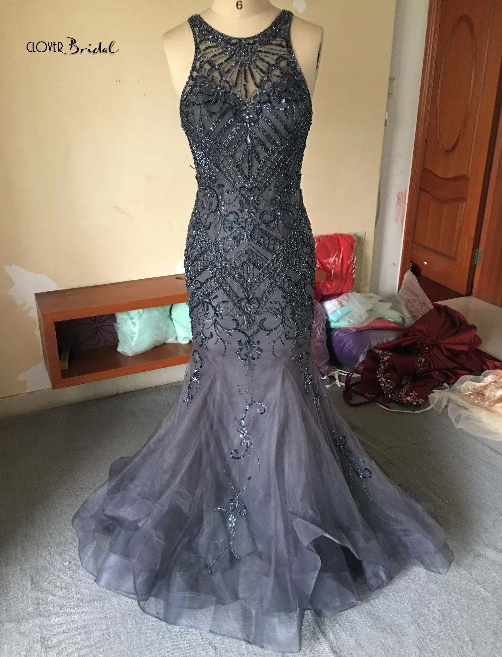 

CloverBridal sirena azul marino con cuentas sin mangas vestidos de fiesta largos elegantes de gala de noche arabes 2019
