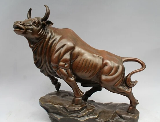China Bronze Copper Sculpture Art Decoration Carved Ox 
