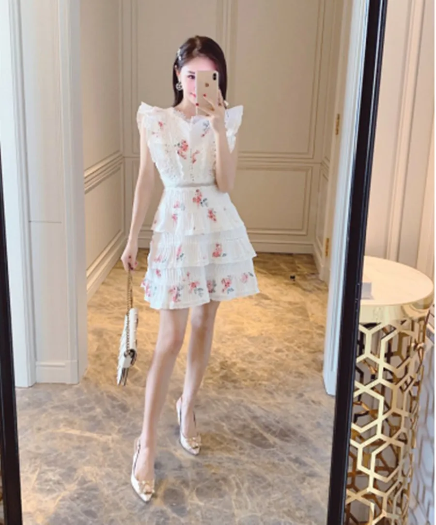 

Womans Runway Backless Party Mini Dresses 2019 Newest Designer Women V Neck Ruffle Print Chiffon Patchwork Lace Sexy Cake Dress