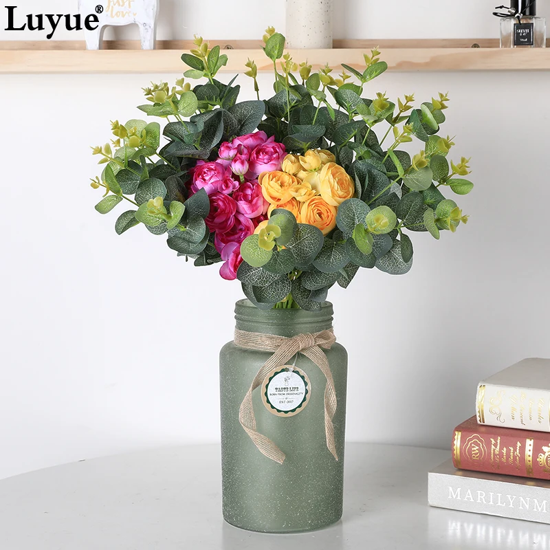 

2018 new Rose rose Beautiful combination Artificial bouquet lifelike Flowers artificial silk flowers for home party decoration