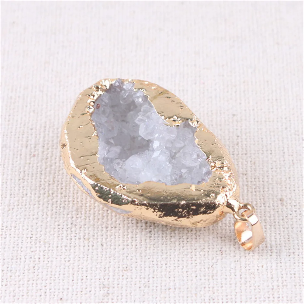 

Druzy Agates Stone Cut Chakra Necklace Natural Pendant Irregular White Crystal Pendant Rhinestone Pendant Jewelry Making