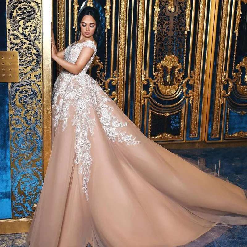 2020 Sexy Evening Dress Off The Shoulder Ball Gown Lace Appliques V Neck Saudi Arabic Prom Gowns Long Formal Party Dresses