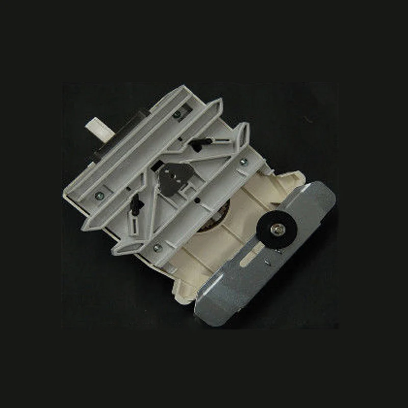 KA8210-Intarsia-Carriage-for-4-5mm-5-6-Gauge-Brother-Creative-Artisan-Knitting-Machine-KH860-KH864 (1)