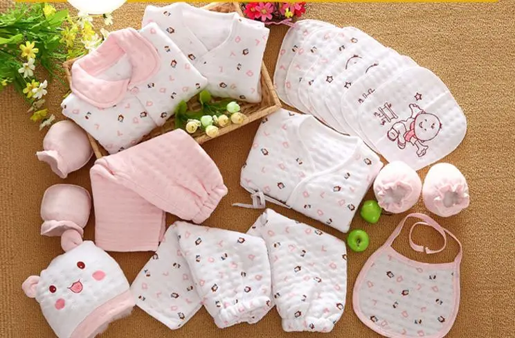 New Born Woolen Winter Wear (New Born 0-3 Months Only) Complete Clothes Set  of 5 Pcs (RANDOM COLOR PRINT)