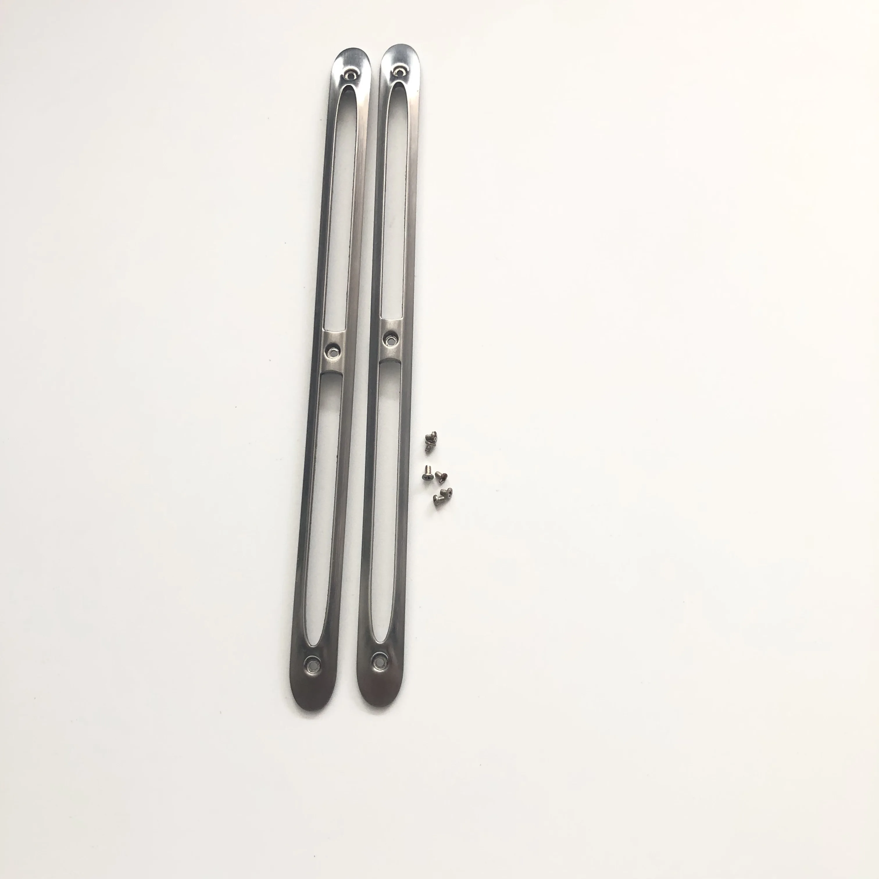 

Used Phone Side Trimming Case Cover + Screws For Homtom HT20 MT6737 Quad Core 4.7 Inch HD 1280x720