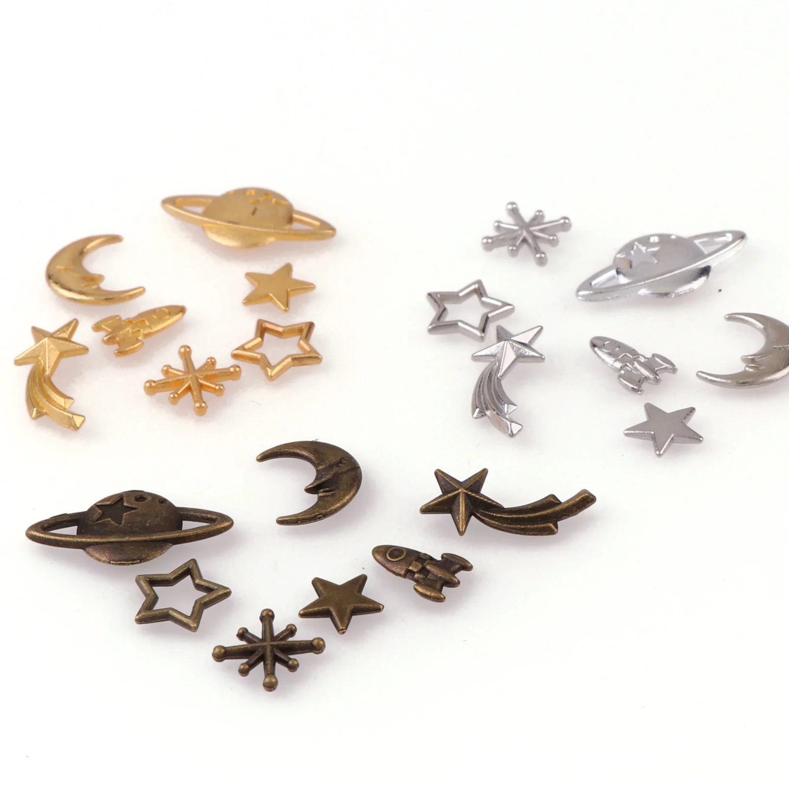 

Mixed 35pieces Universe Planet Rocket Cat Smiling Face Moon Metal Material Epoxy Mold Makeing Jewelry Filling For DIY Jewelry