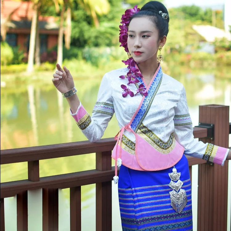 

Thailand Dai Water Splashing Festival Dress Vintage Costume Standard Thai princess dress Ethnic minority traditional Clothing