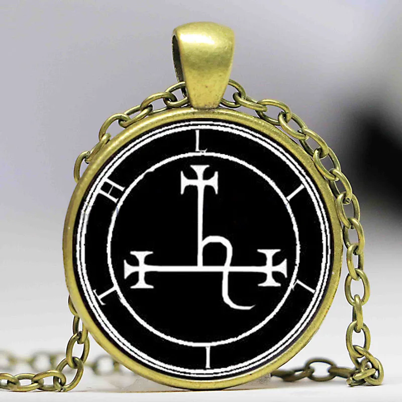 Ожерелье с подвеской Lilith Sigil из стекла кабошон фото ожерелье vision 4 Black|cabochon