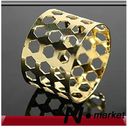 hole napkin ring 