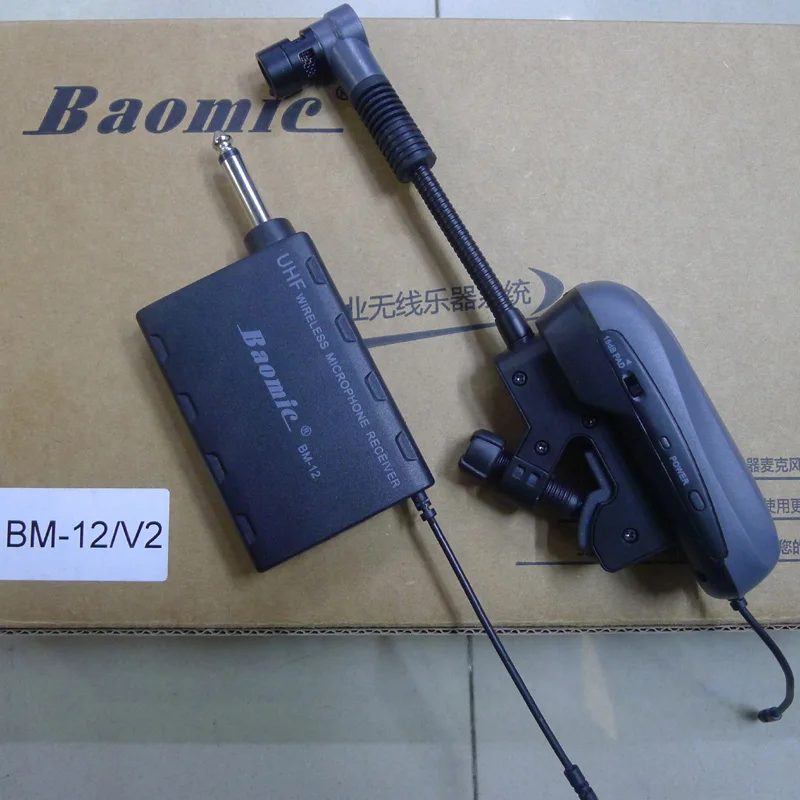

Baomic BM12 V2 Saxe Audio Professional UHF Wireless Instrument System Microphone Saxophone With Lithium battery charging