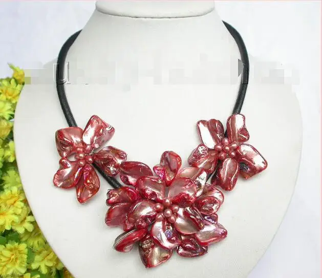 

FREE SHIPPING HOT sell new Style >>>>> Genuine Handmade bloom red pearl seashell choker leather necklace j7461