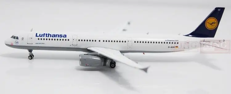 

Phoenix 4042 A321 D-AISX 1:400 Lufthansa commercial jetliners plane model hobby