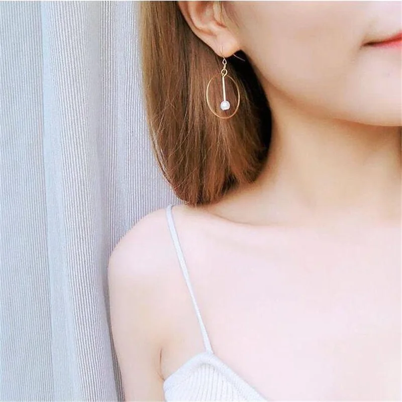 

Personality of the Large Gold Vintage Geometric Shape for Women Exaggeratedly Hangs Earrings Earing Earring Ear Drops