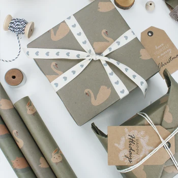 

5pieces Gift Wrapping Paper Book Mixed Designs Christmas Festival Gift Packing Paper for home decoration