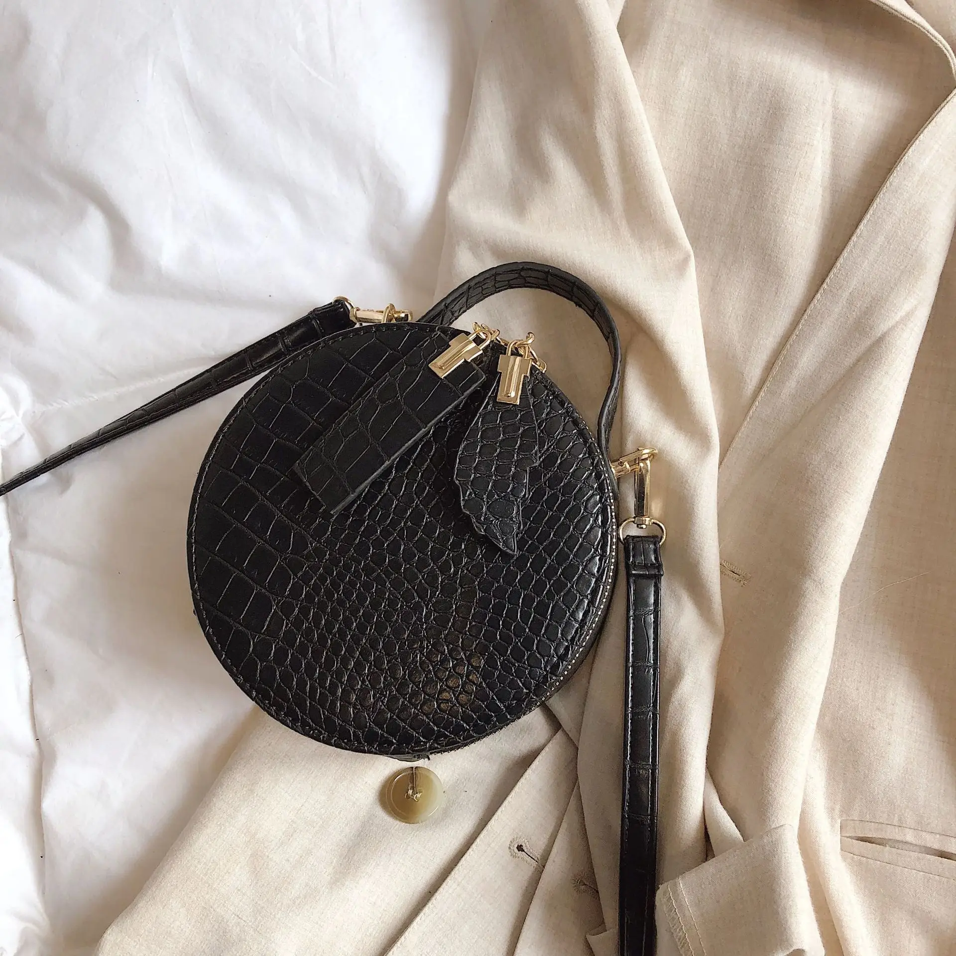 Новая мода крокодиловая сумка через плечо модная искусственная кожа ретро сумка маленькая круглая сумка женская сумка Качественная Сумочка Дамская ручная сумка - Цвет: B black