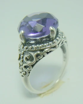 

The queen temperament Fashion in Europe and the united fan personality to restore ancient ways women's ring